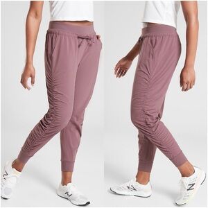 ATHLETA Attitude Pant In Volcanic Violet